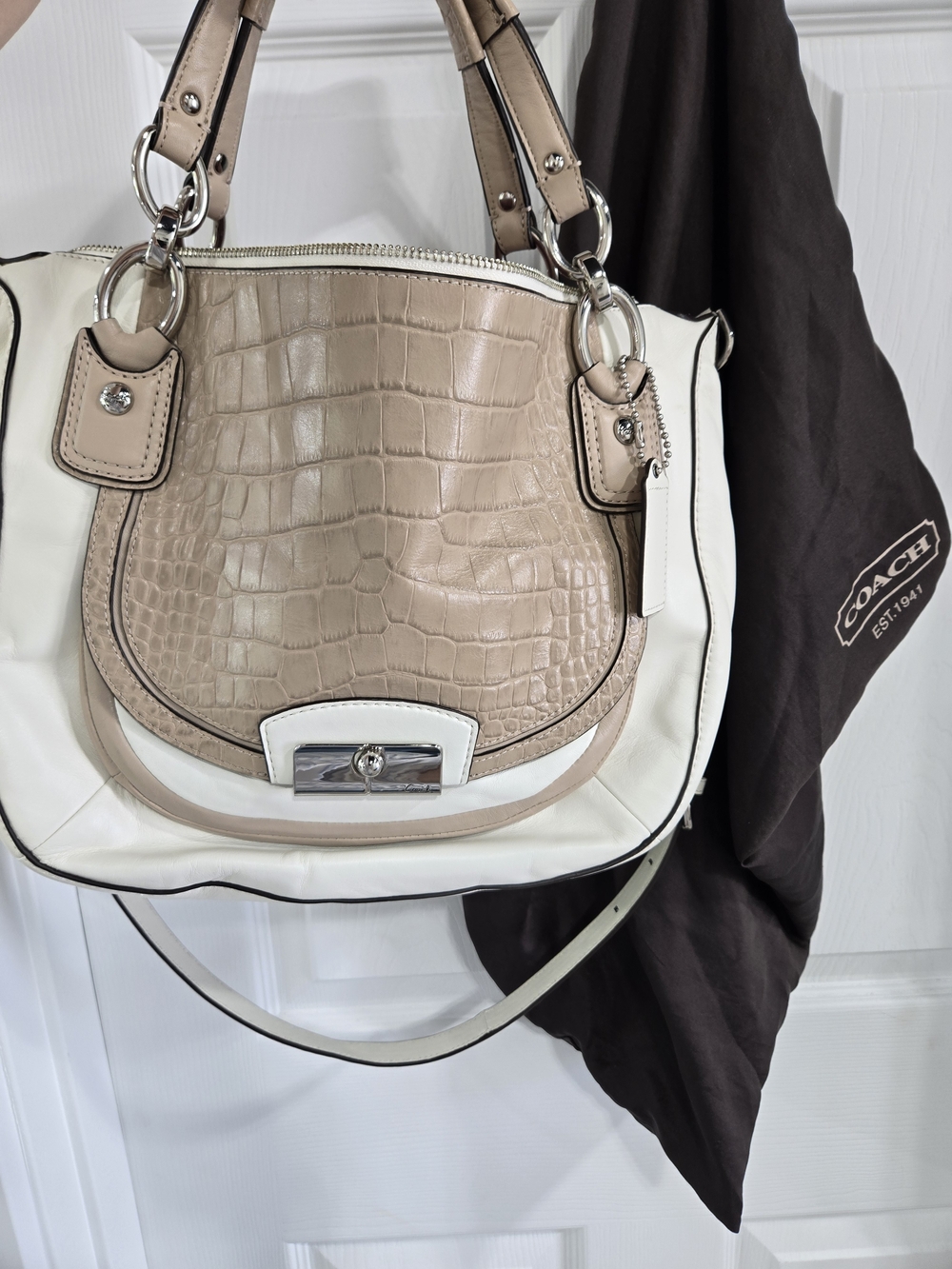Coach Beige & White Croc-Embossed Leather Shoulder Bag - Picture 9 of 10